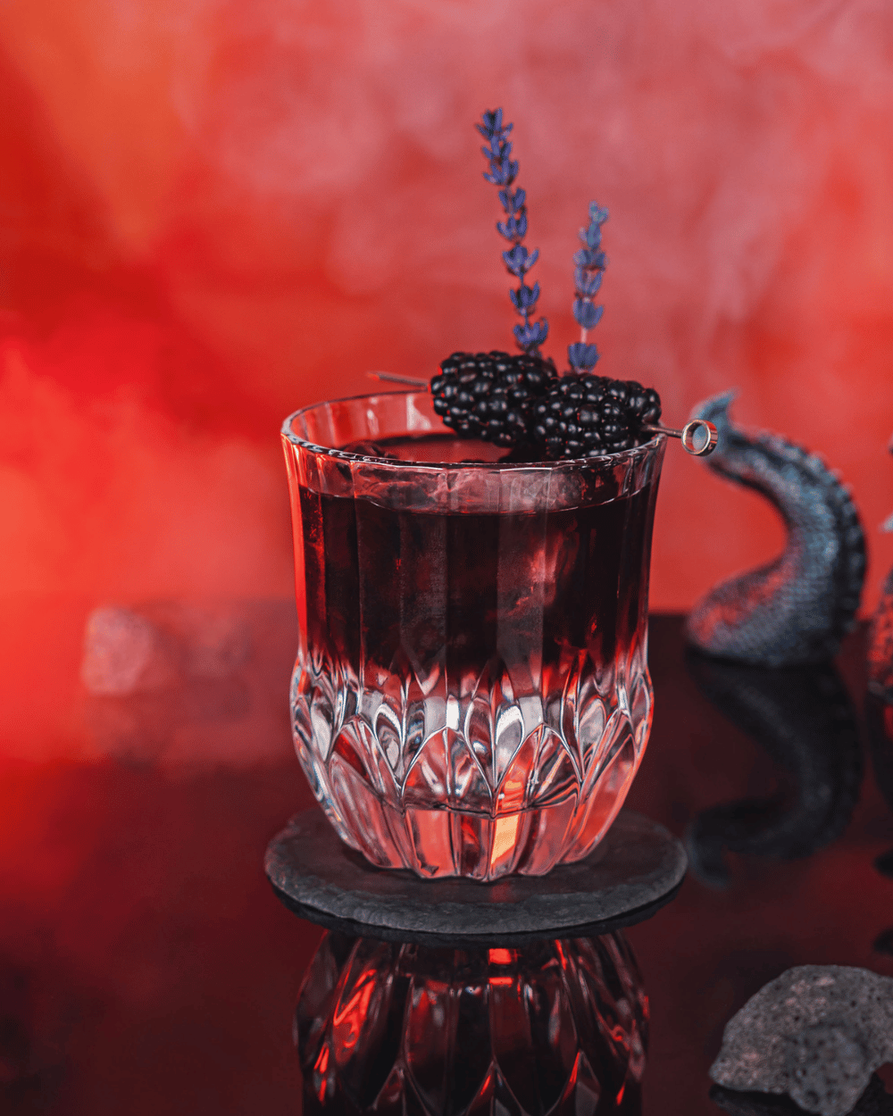 Black Gin (Special Edition / Red) - Premium Gin (500ml, 42% Vol.)